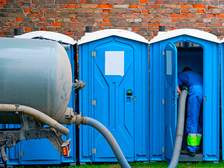 Vidanjare fose septice decantatoare (wc) toaletei in Moldova